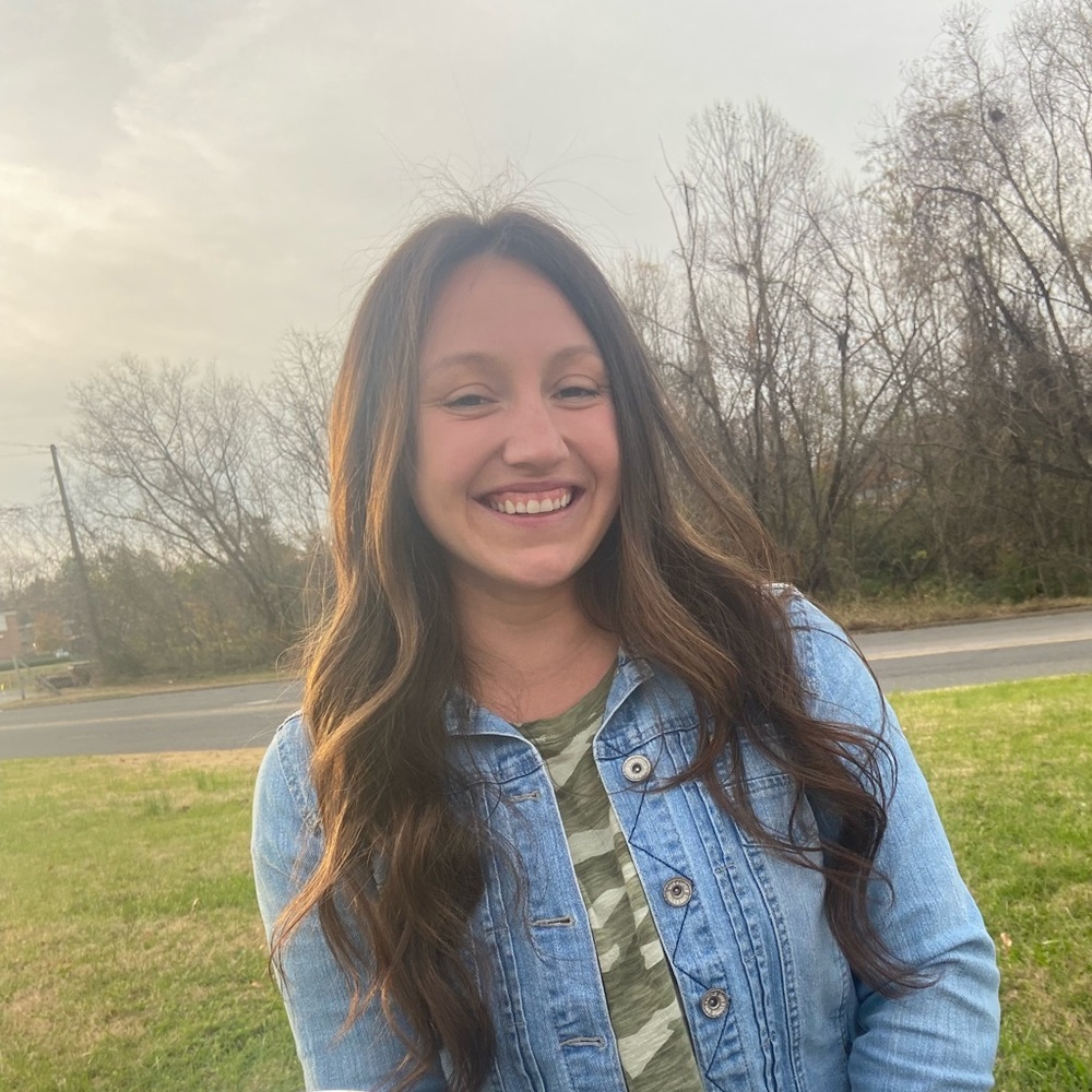 Meet your Posher, Ofelia